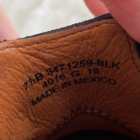 $278 Frye Ilana Shootie Western Black Suede Stack Heels Ankle Boots Booties 7.5 - Picture 11 of 13